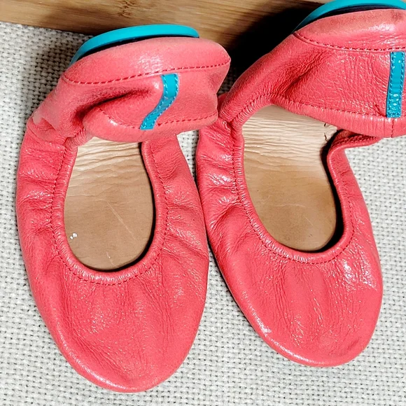 Tieks by Gavieli Poppy Tangerine Italian Leather Ballet Flats with Box (9) - Picture 6 of 9